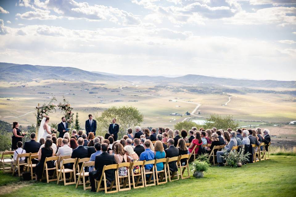 Lawn/Lake View Ceremony area. Smaller weddings up to 125 guest.