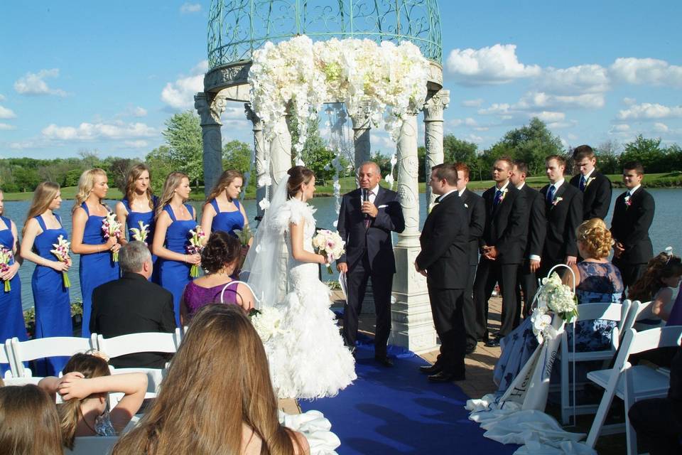 Royal Bridal & Tuxedo