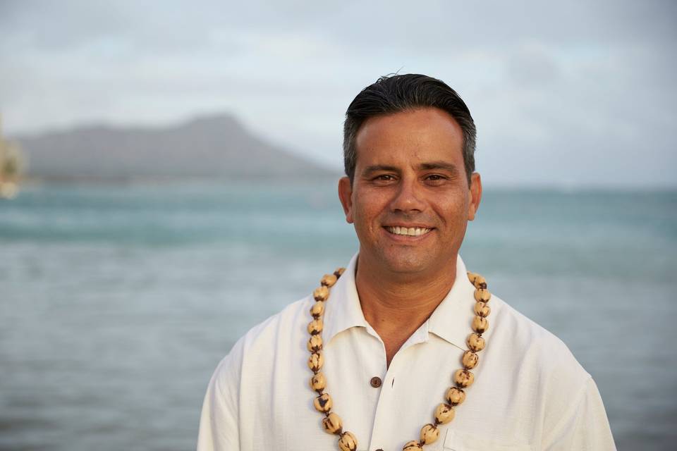 Hawaii Wedding Officiant Kekoa