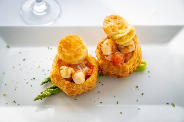Shrimp & Scallop Scampi