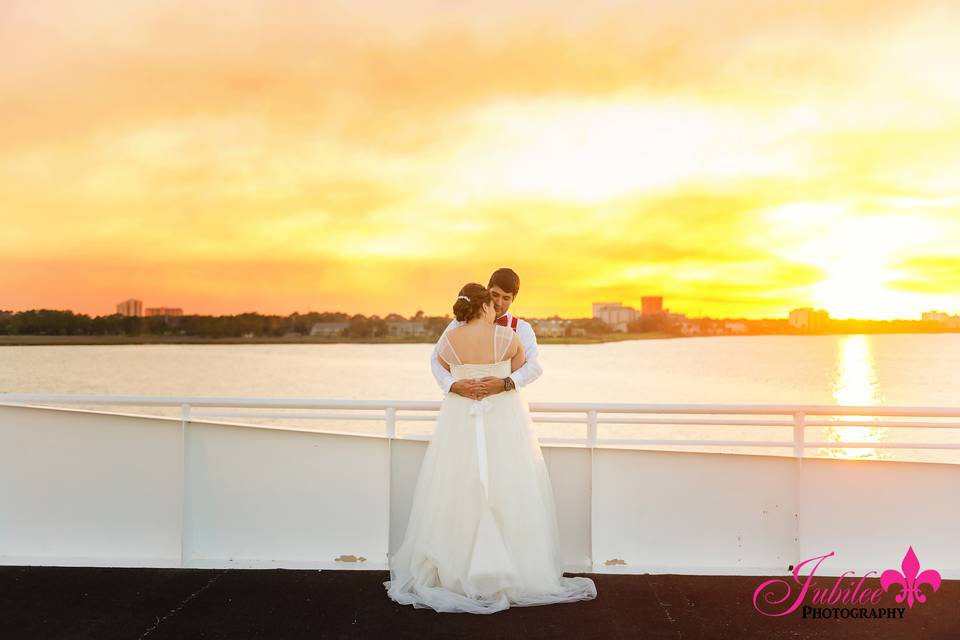 Congrats to Alyson and Josh on their Destin wedding celebration on the SOLARIS yacht in Sandestin - picture perfect day in paradise in December.