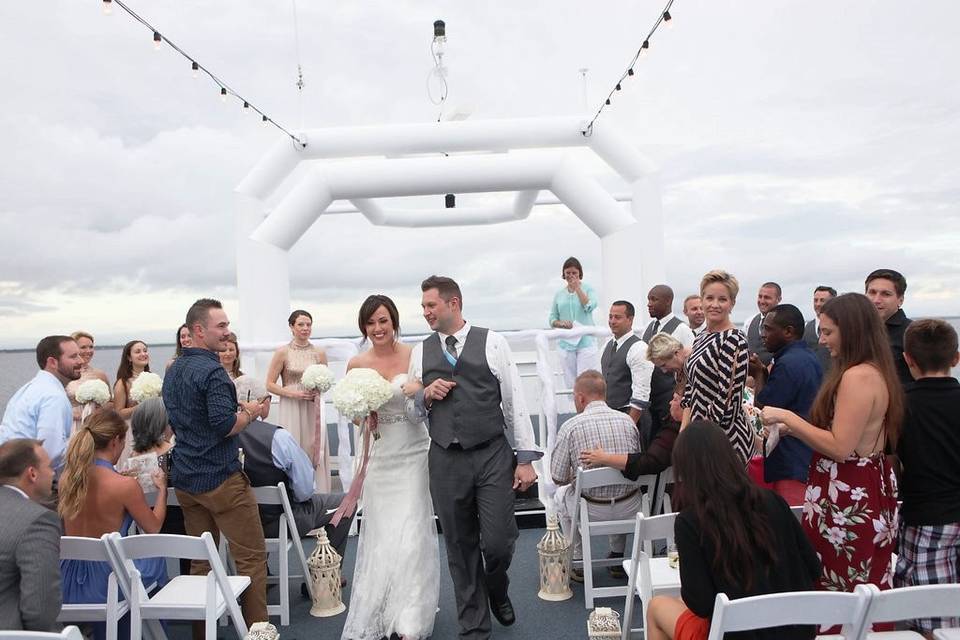 Congrats to Alex and Rob on their romantic Destin wedding and reception on the SOLARIS yacht.