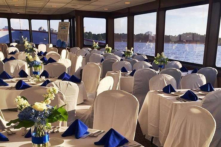 Coastal blues for this yacht wedding and reception on the SOLARIS Yacht Sandestin Florida, created by in-house wedding planners