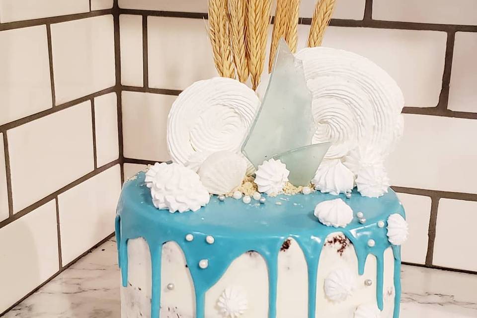 Beach Drip cake