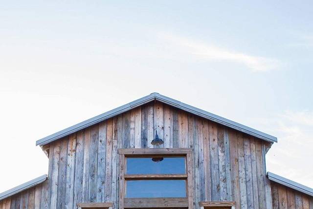 Exterior view of Queen's Chestnut Grove Farm