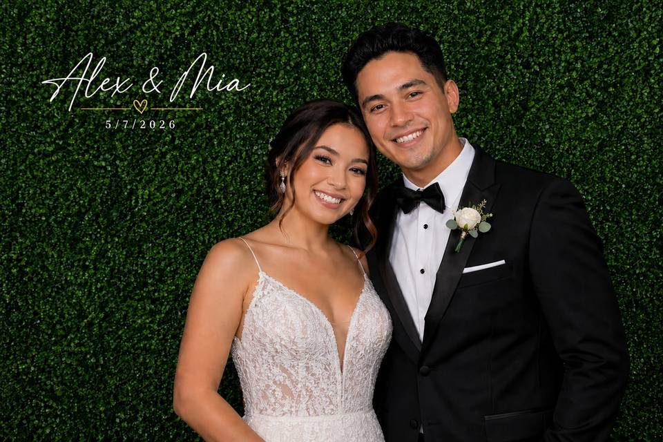 Mr. & Mrs. | Alex & Mia