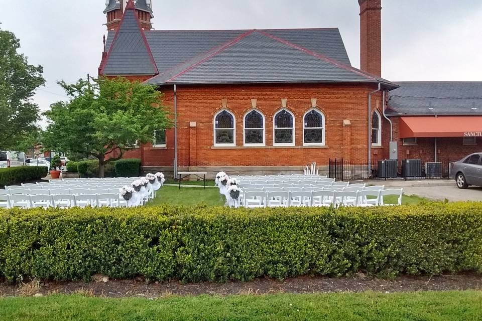 Outdoor ceremony