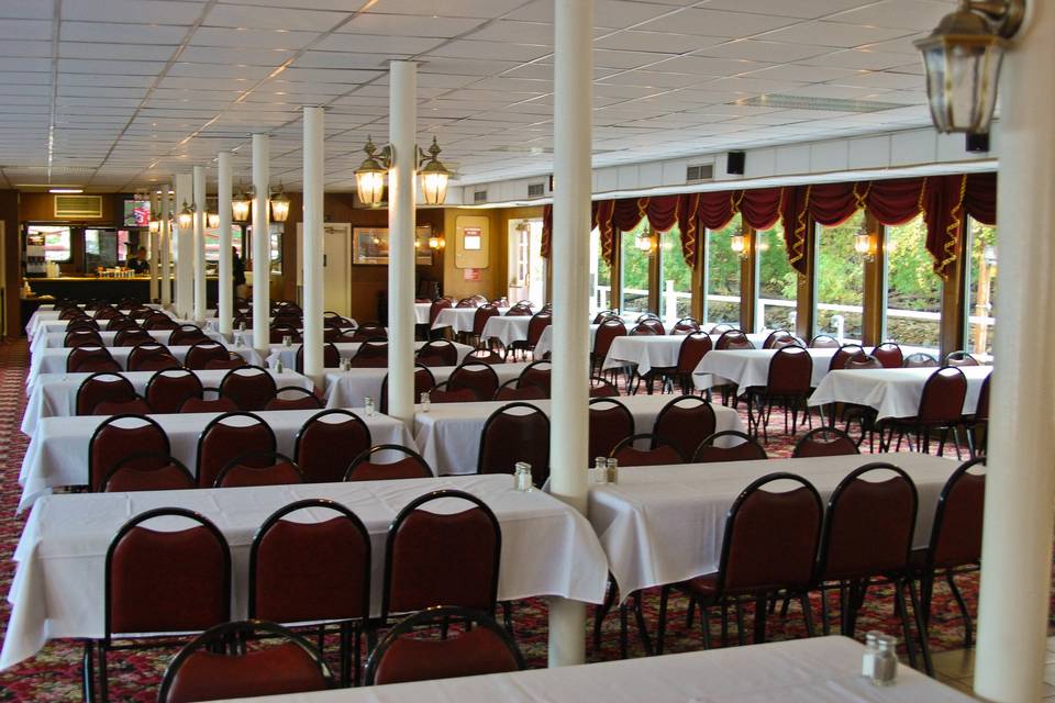 Dining level - Avalon