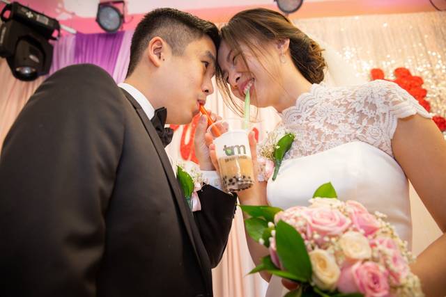 Newlyweds share a boba