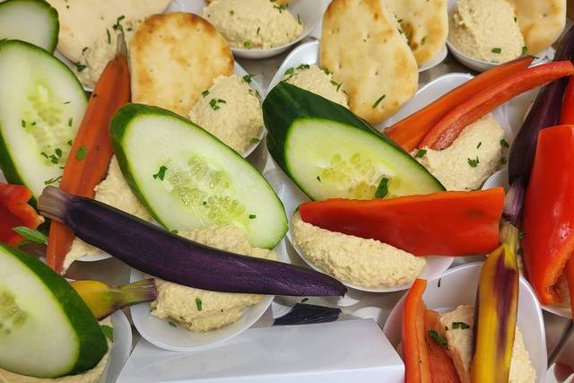 Hummus Cups
