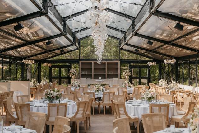 Woodland Glasshaus at Bavaria Downs