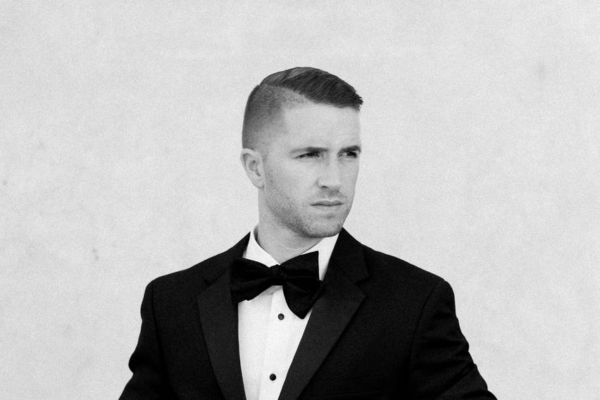 A+L Groom