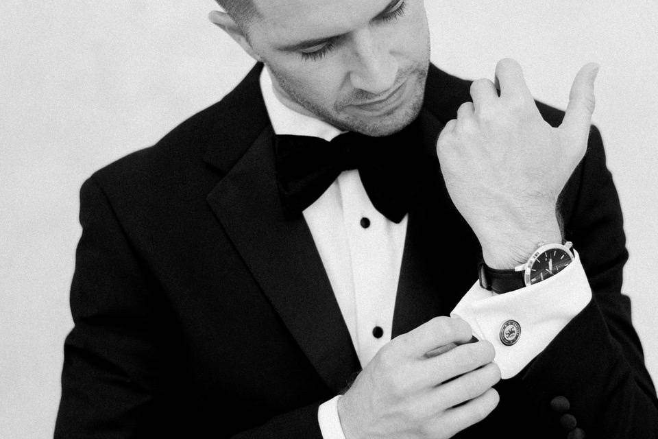 A+L Groom