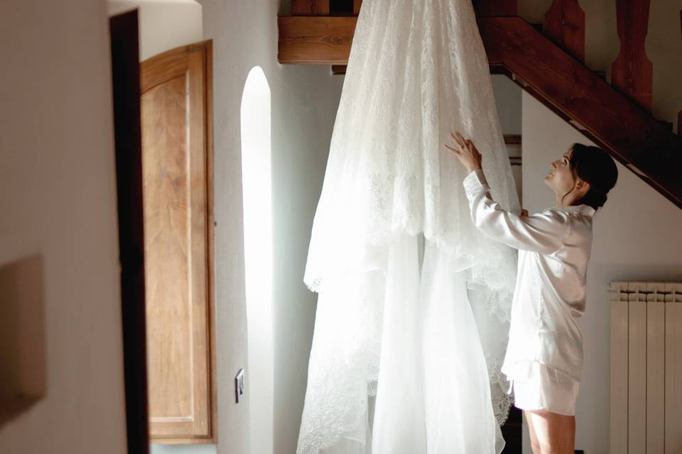 A+L Bridal Train