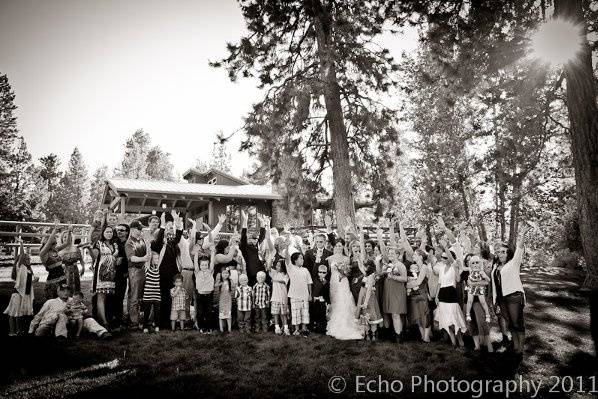 Shannon and Jayme's gorgeous September wedding!Photos compliments of Echo Photography