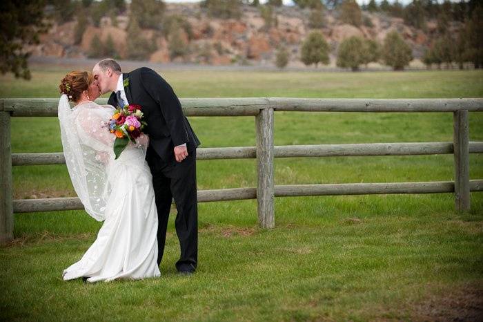 Arron and Amy's fun filled Spring wedding in May.Photo compliments of Byron Roe Photography