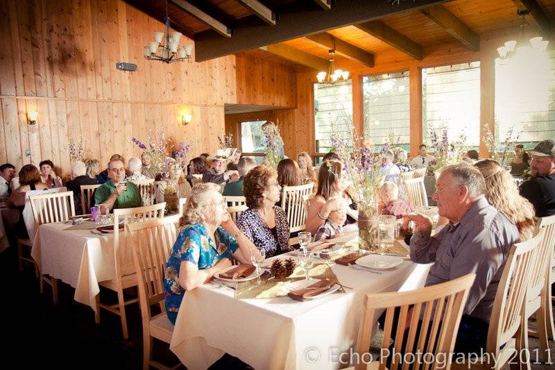 Shannon and Jayme's gorgeous September wedding!Photos compliments of Echo Photography