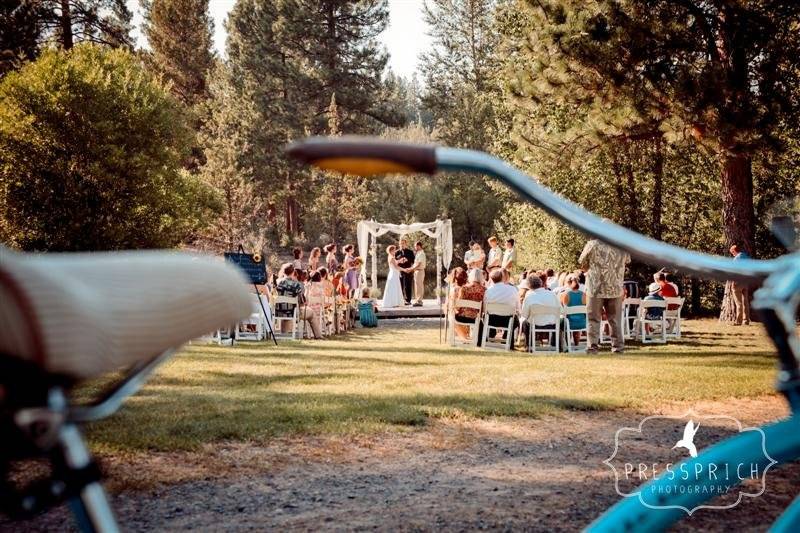 Kyla and Josh's August Wedding. Creative and fun! So expressive of their outdoorsy interests and good heart-ed natures.Photos compliments of Pressprich Photography.