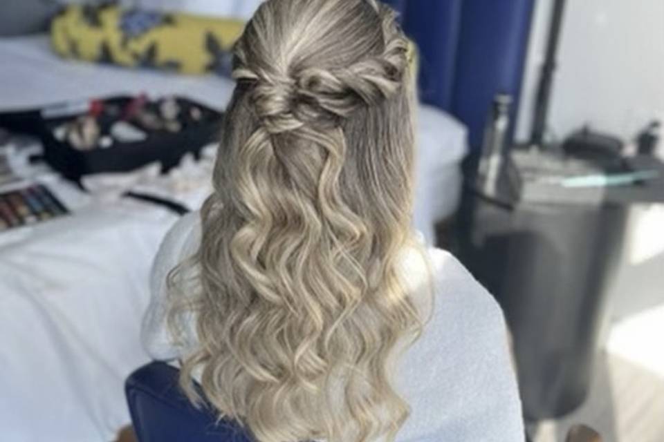 Gorgeous half up nd half down