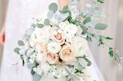 Airy Bouquet