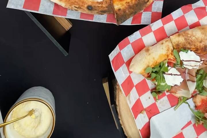 Mr. Dough Pizza