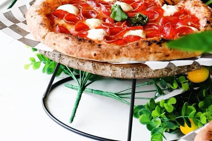 Mr. Dough Pizza
