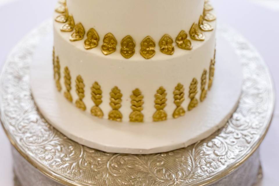 Ms. Laura's Cakes in Tulsa by appointment only - 4833 S Sheridan Rd Ste  407, Tulsa, OK 74145