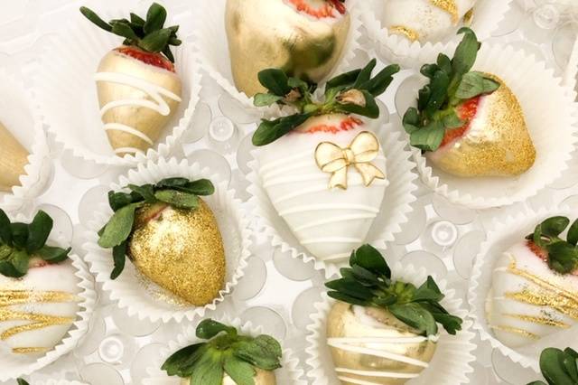 Gilded strawberries