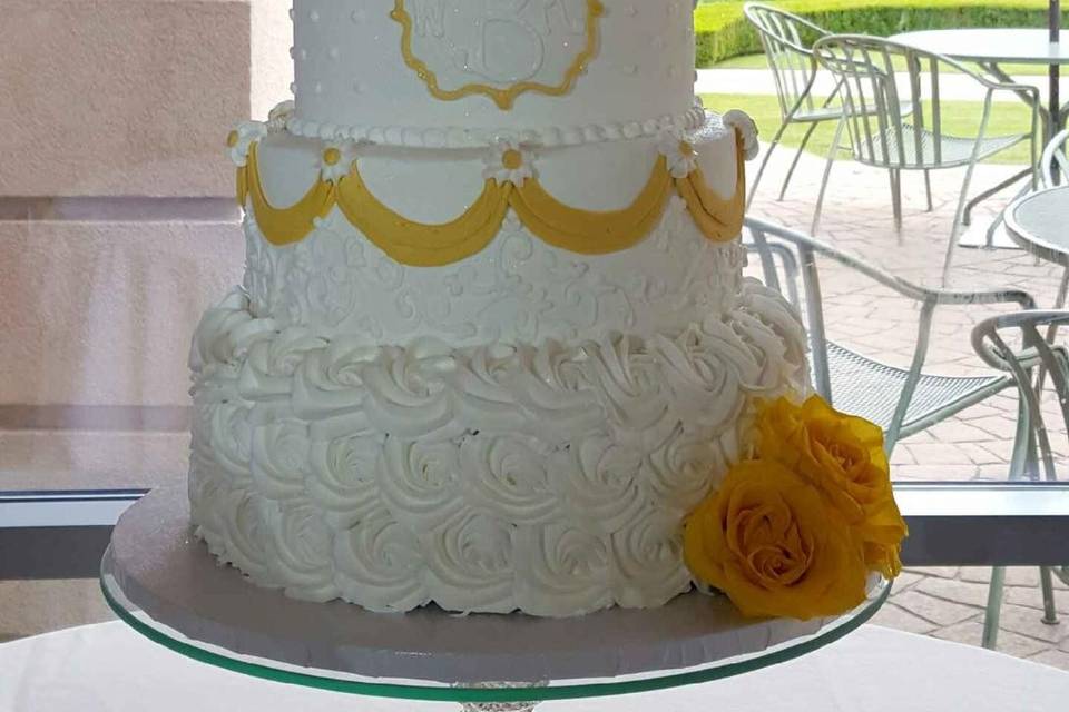 White and yellow cake