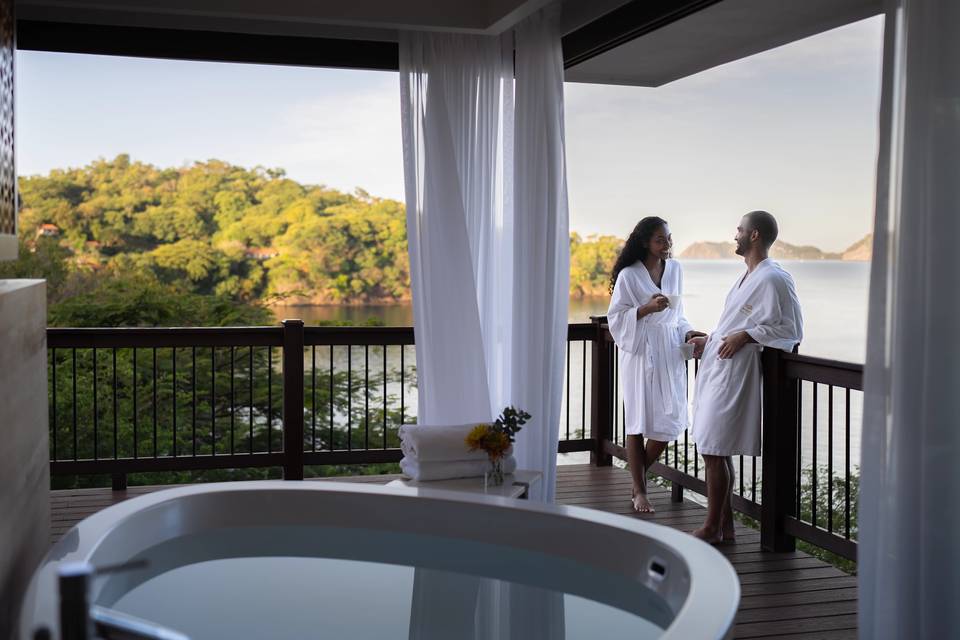 Honeymoon Suite