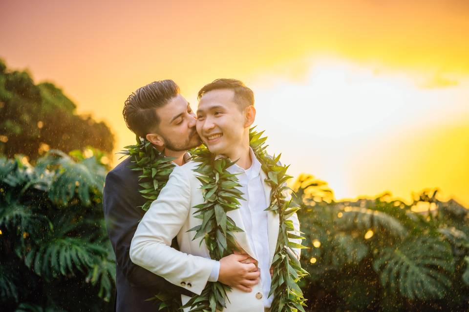 Sunset LGBT couples photos