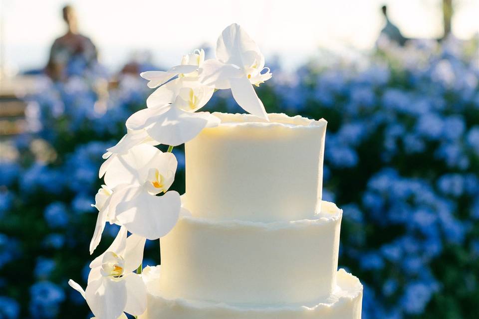 White orchid wedding cake