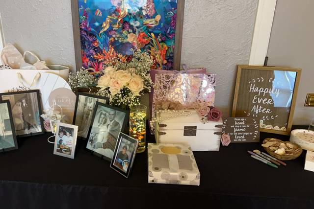 D&C's Memorial & Gift Table
