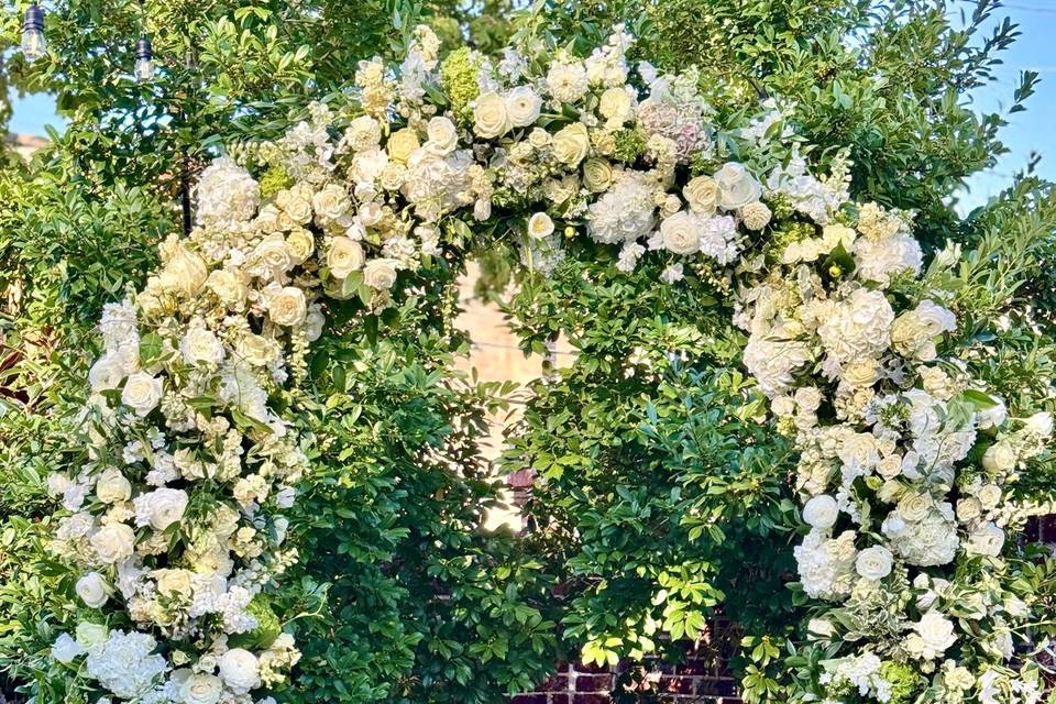 Large arrangement