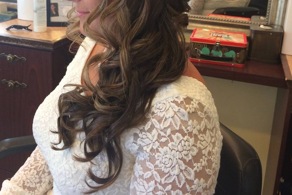 Hair By Justina