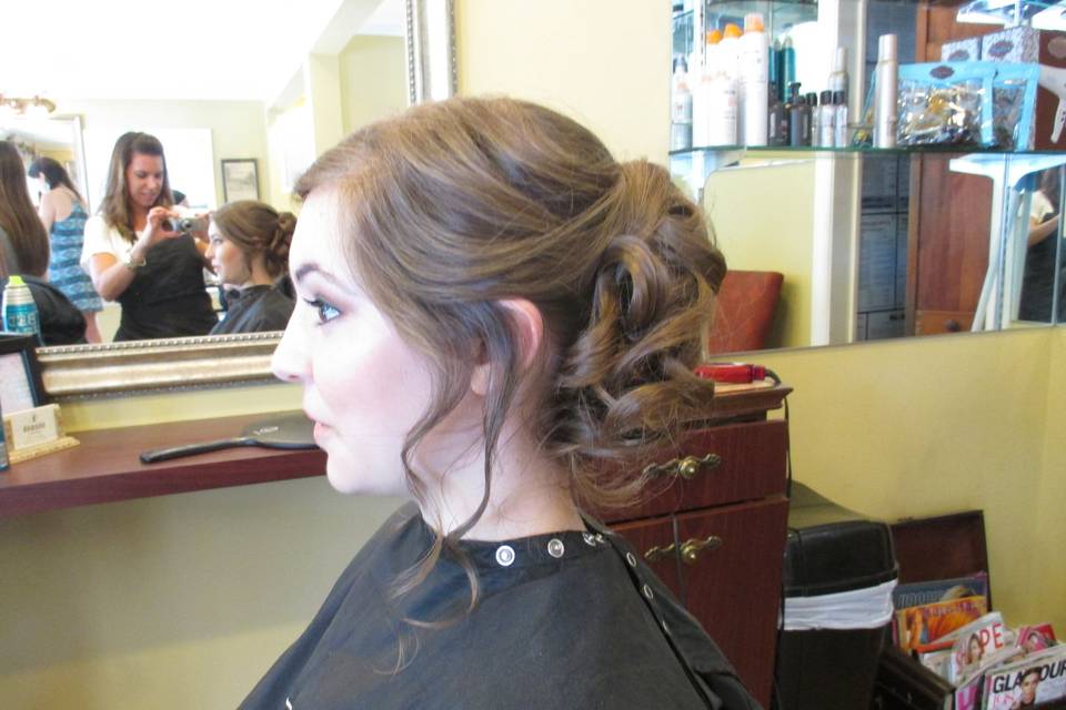 Hair By Justina