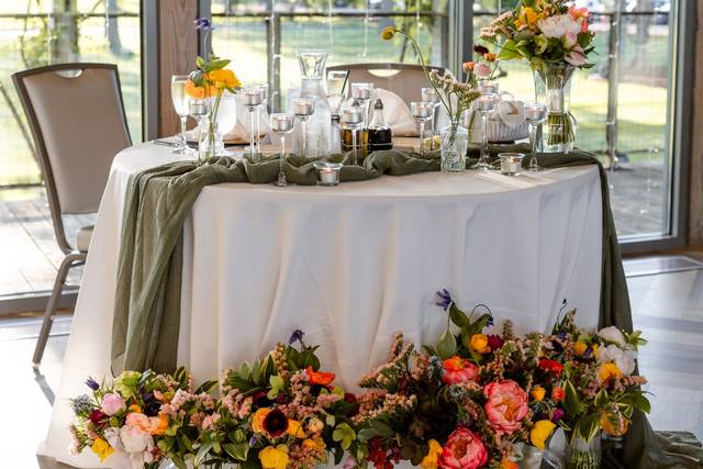 Head table