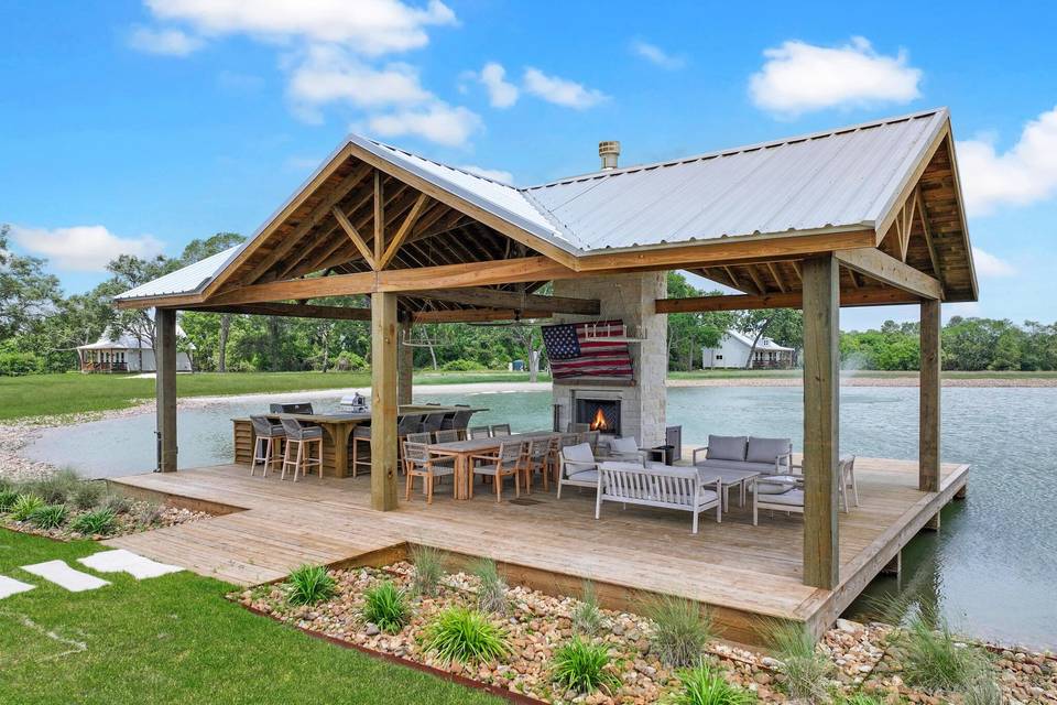 Main House Lake Deck