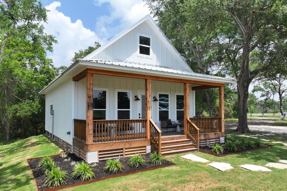 Cottage 2 Exterior