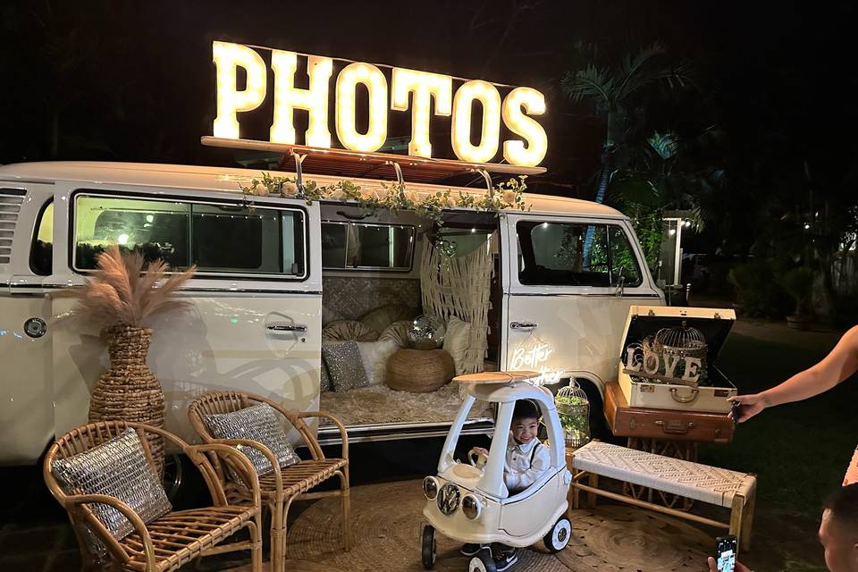 Oahu Photo Bus
