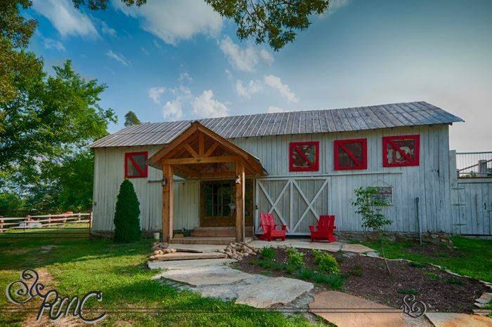 Buck Ridge Barn