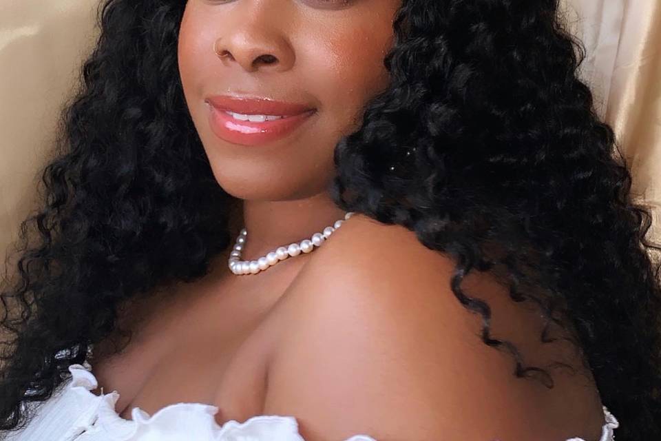 Glowy Full Glam