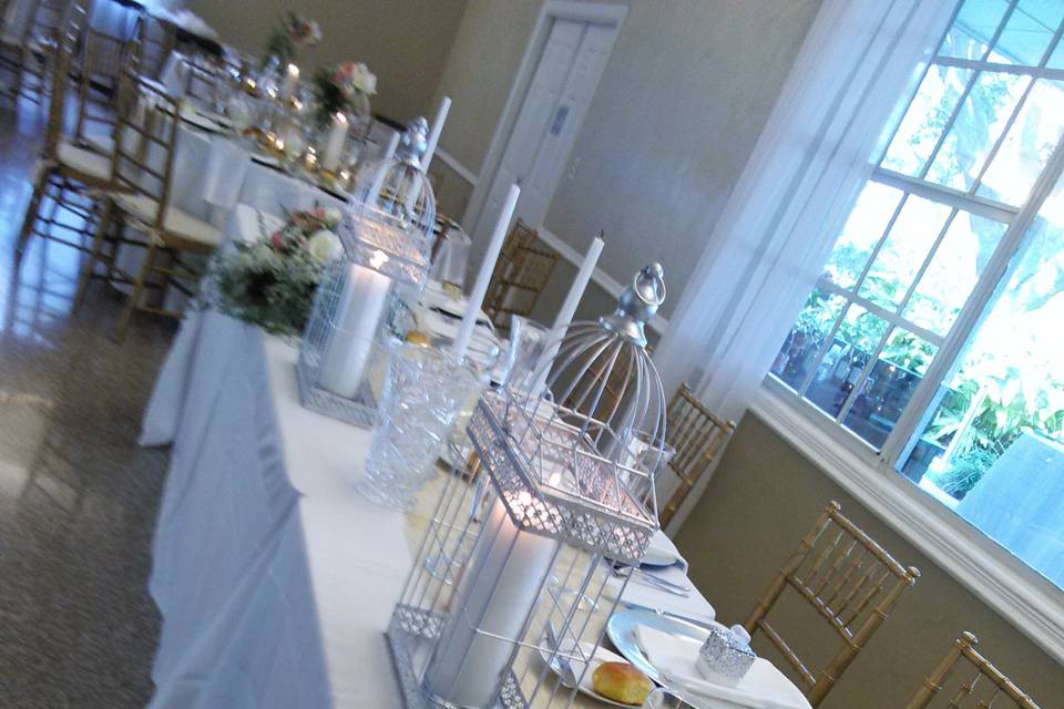 Long table