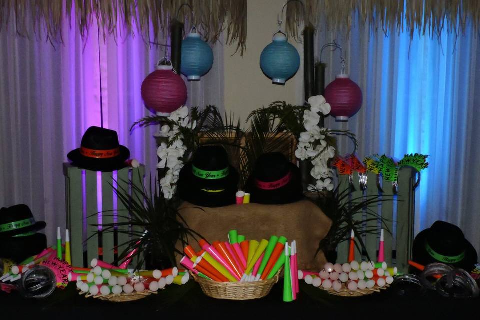 Havana Nights favors table