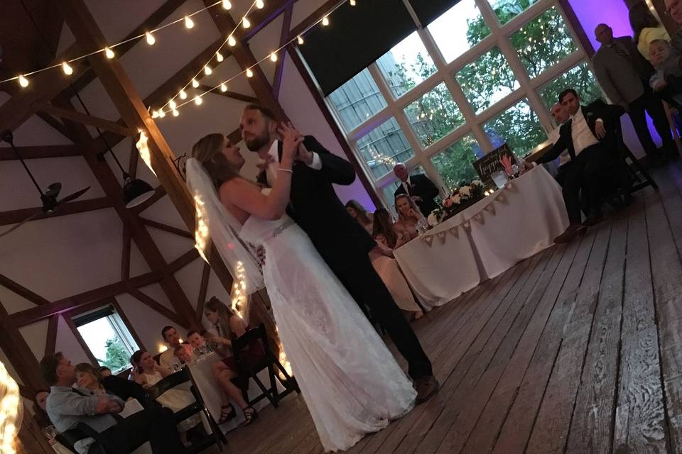 Slow dancing