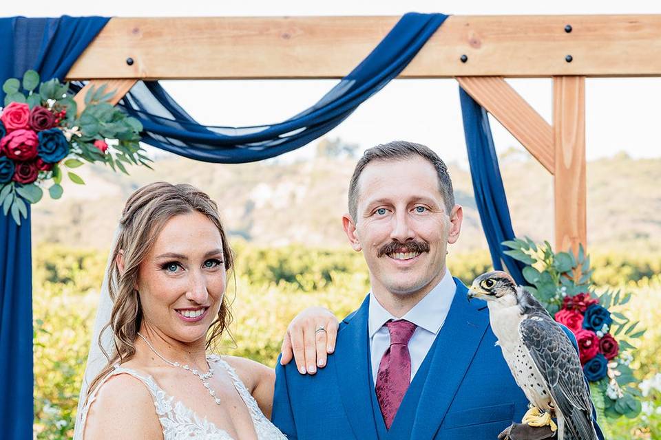 Groom hold falon