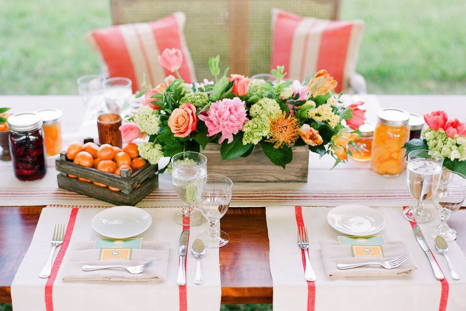 Couple's table setup with centerpiece
