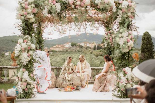Distinctive Italy Weddings