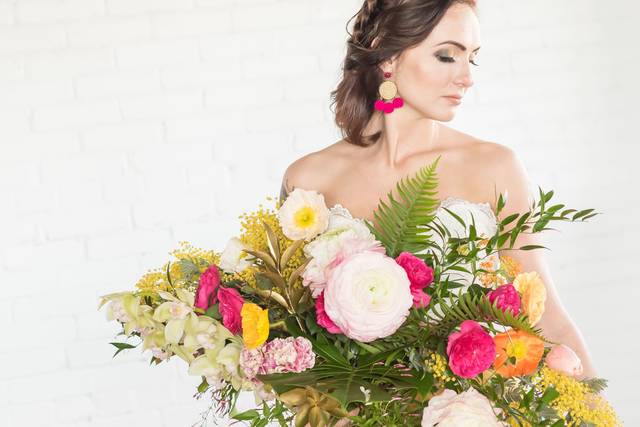 Colorful wedding bouquet