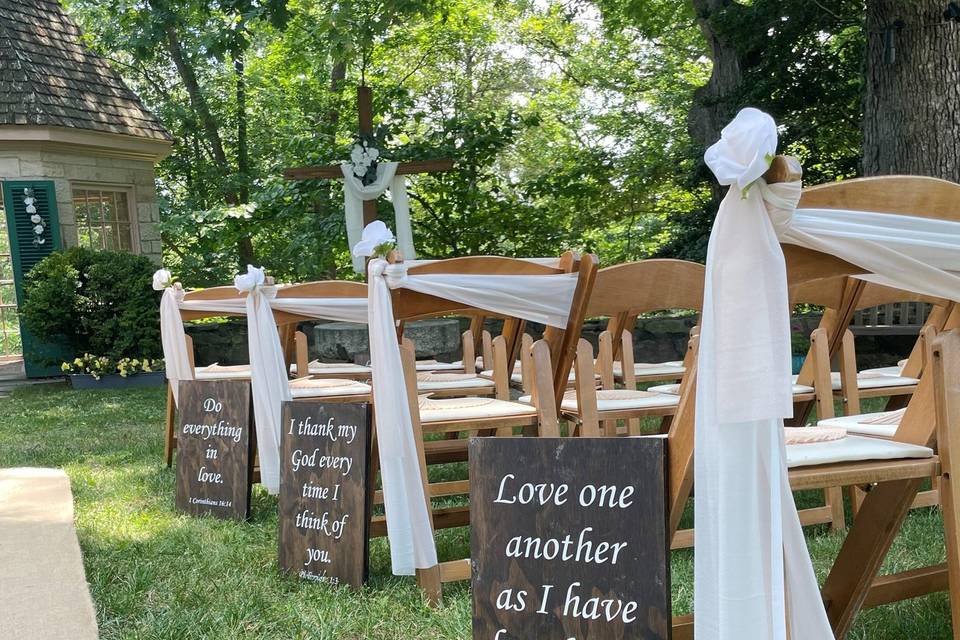 Ceremony Decor